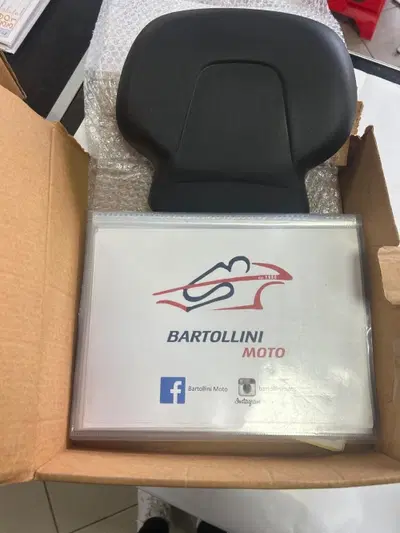 Schienale per Majesty 400 del 2004 Givi