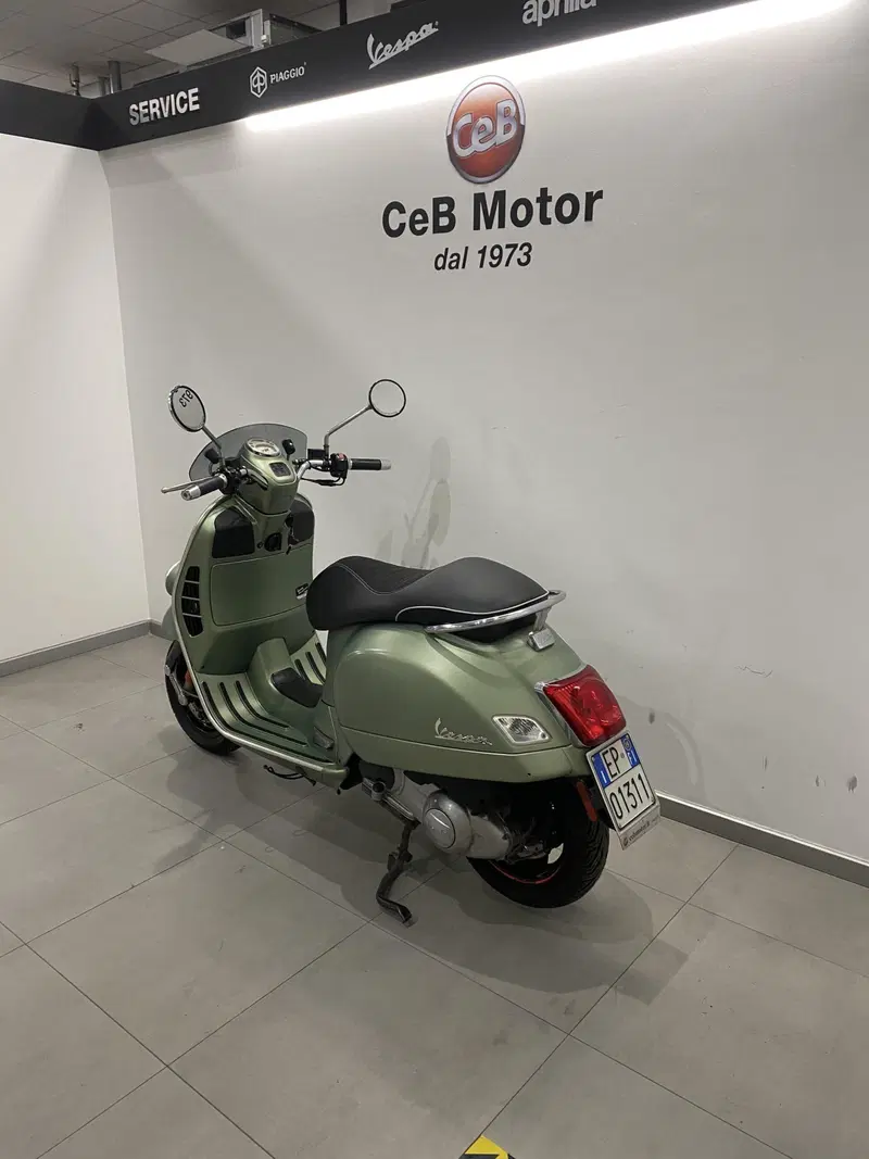 Vespa Sei Giorni 300 Hpe (2019) (5)