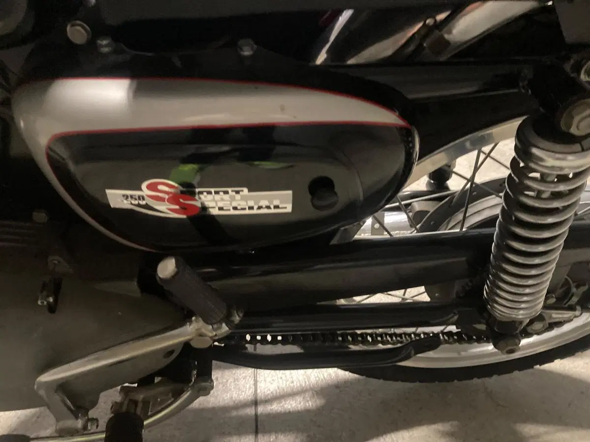 Motobi 250 ss (16)