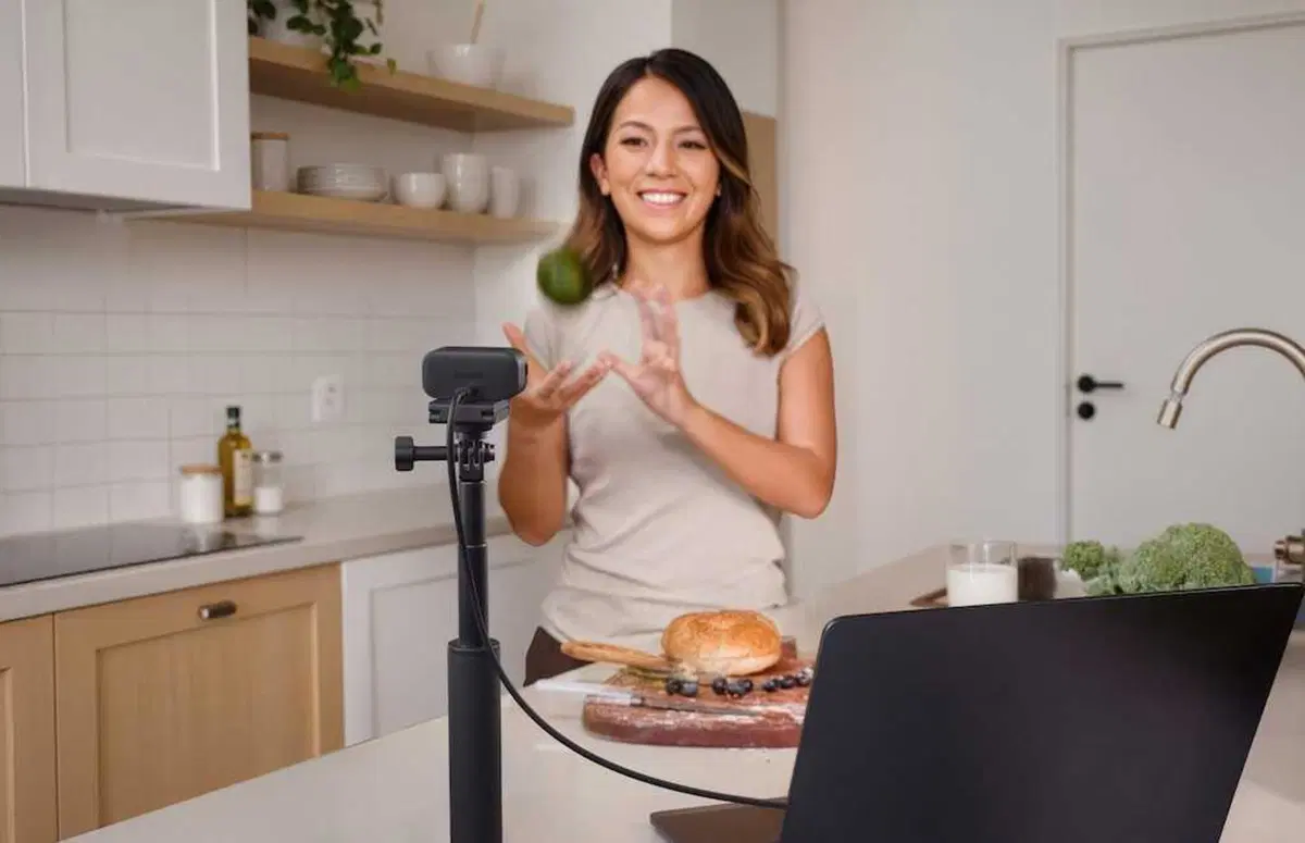 Insta360 alza l’asticella delle webcam professionali con Link 2 Pro e Link 2C Pro (4)