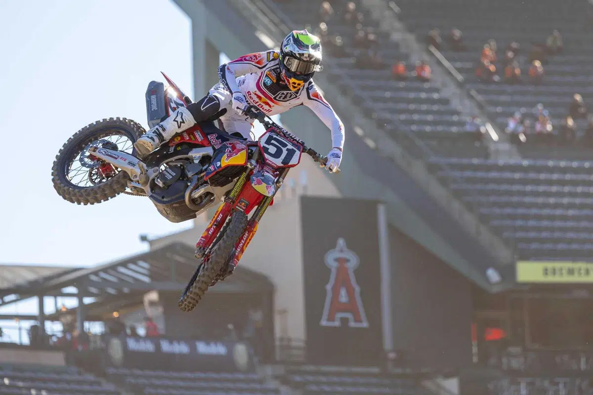 Galfer debutta nell’AMA Supercross 2026 ad Anaheim con Ducati e Troy Lee Designs (2)