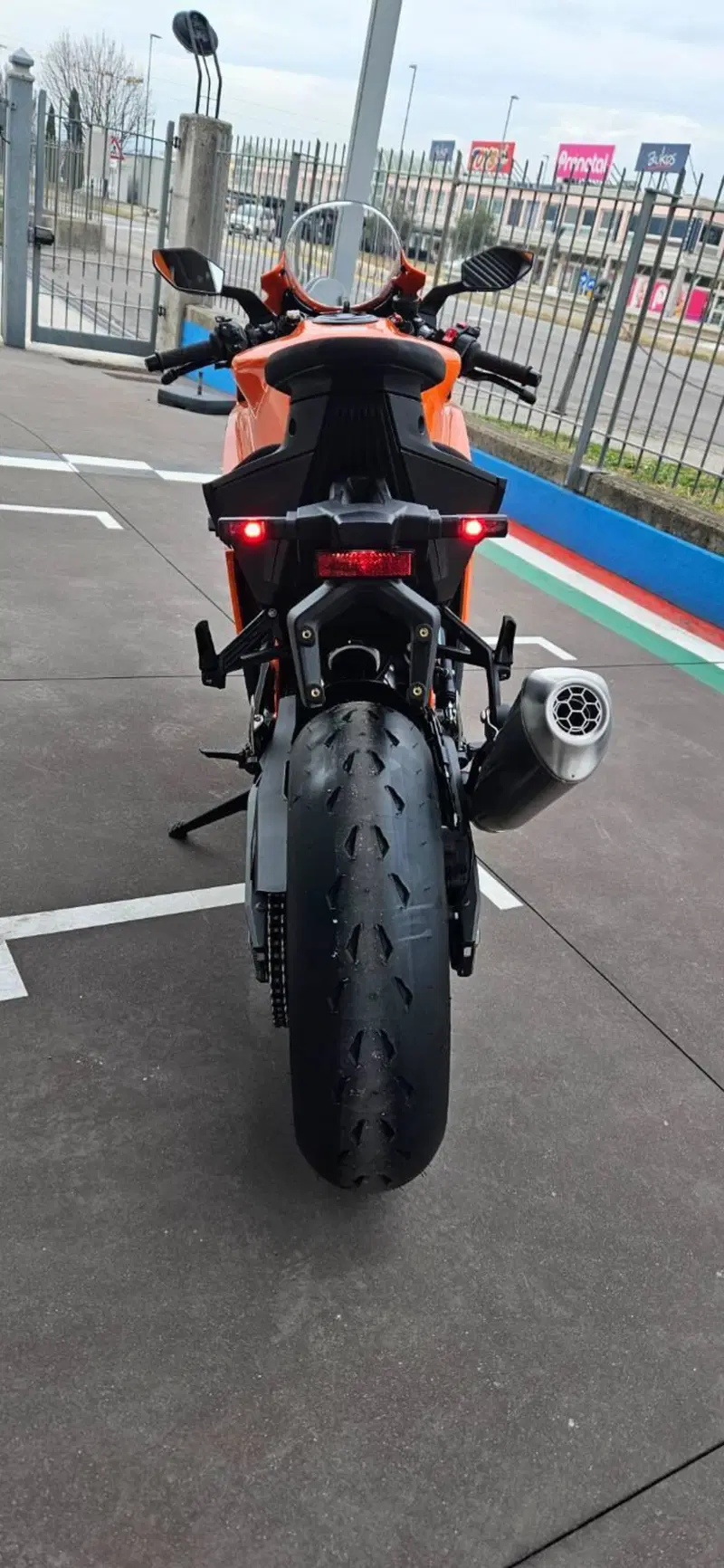 KTM 990 RC R (2026) (11)