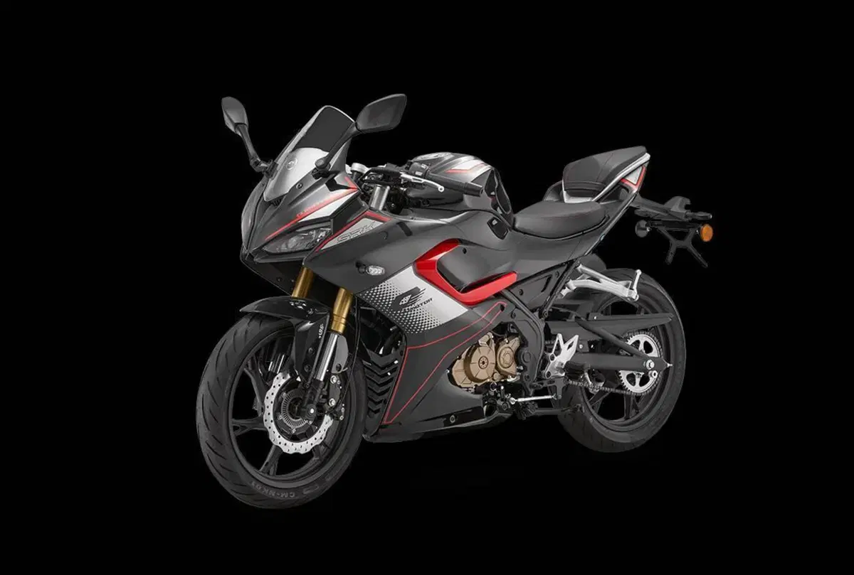 QJ Motor SRK 125 R (2025 - 26)
