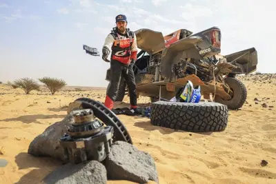 Dakar 2026. T11. Brabec e Benavides, melina: se la giocano pi&ugrave; avanti. Auto: crollo Lategan, Al Attiyah in controllo [VIDEO]
