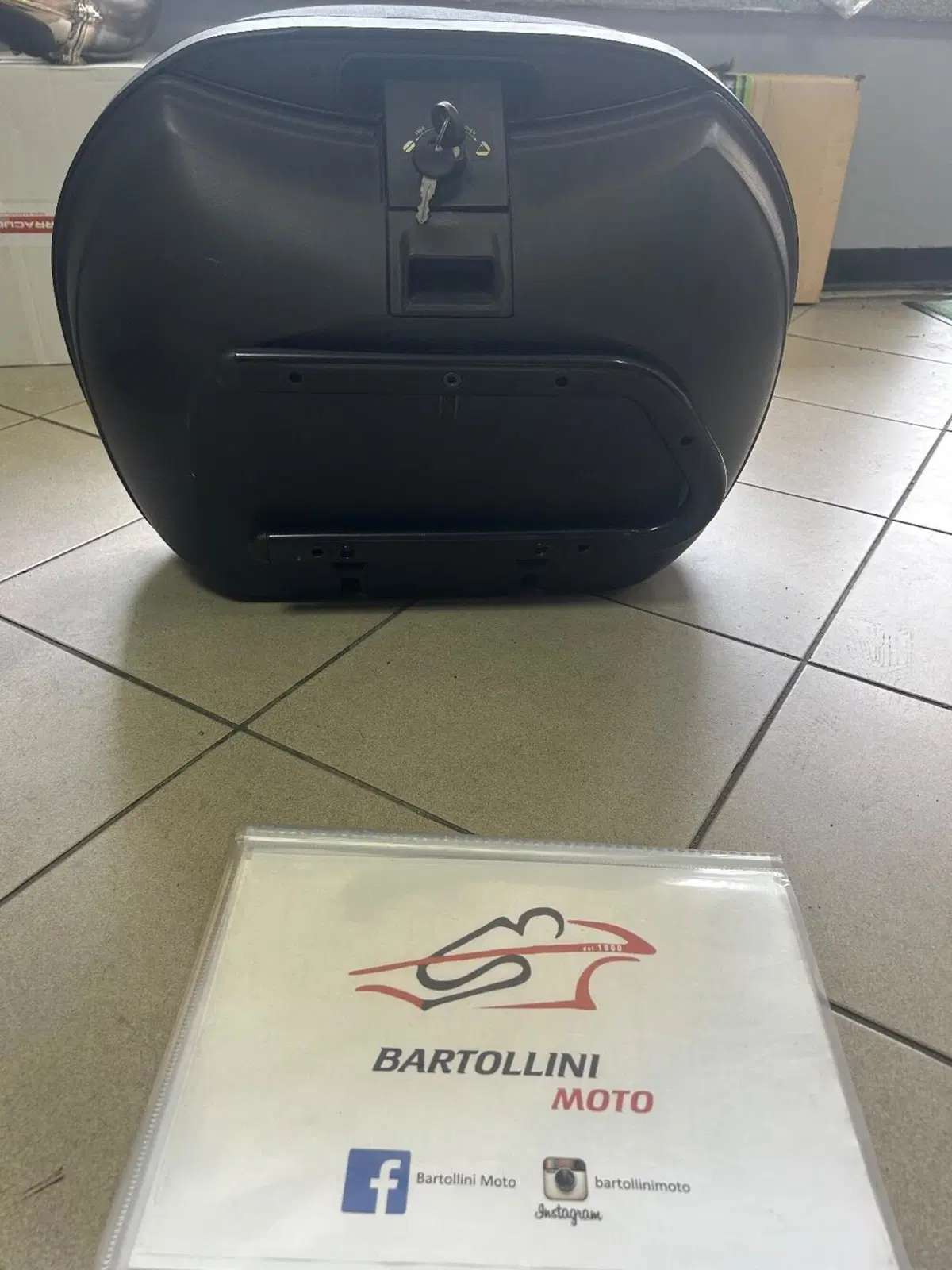 Valigie per moto complete di staffe Nonfango (2)
