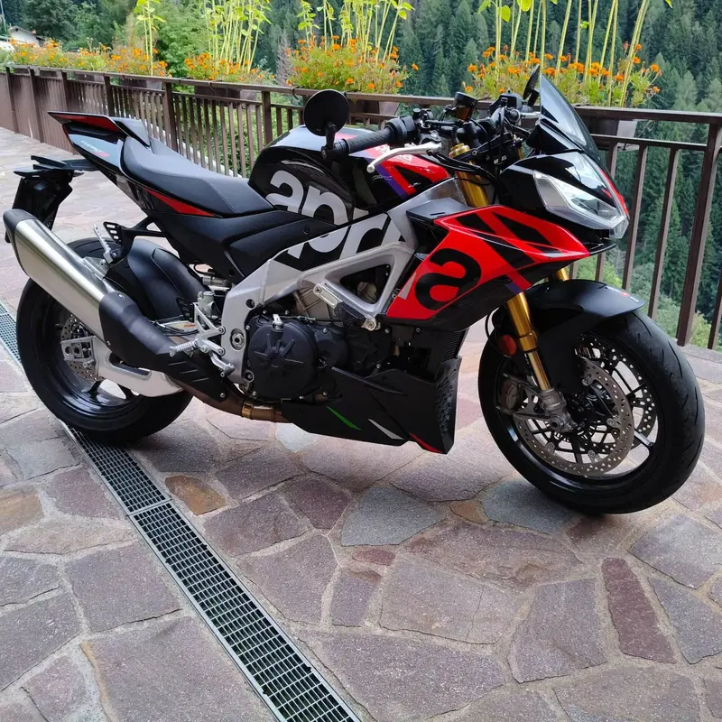 Aprilia Tuono V4 Factory (2021 - 24)
