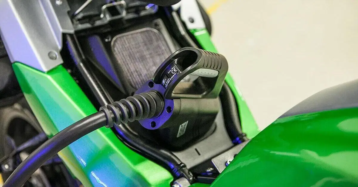 L'uso intensivo non danneggia le batterie ev, che sono sempre pi&ugrave; longeve, ma la ricarica rapida s&igrave;