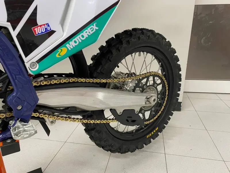 Husqvarna FC 350 (2025 - 26) (9)