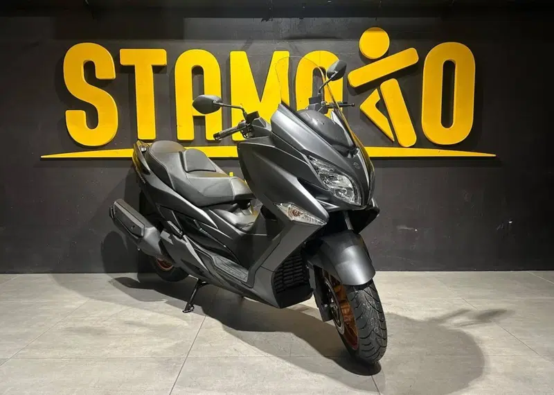 Suzuki Burgman 400 (2025 - 26) (2)