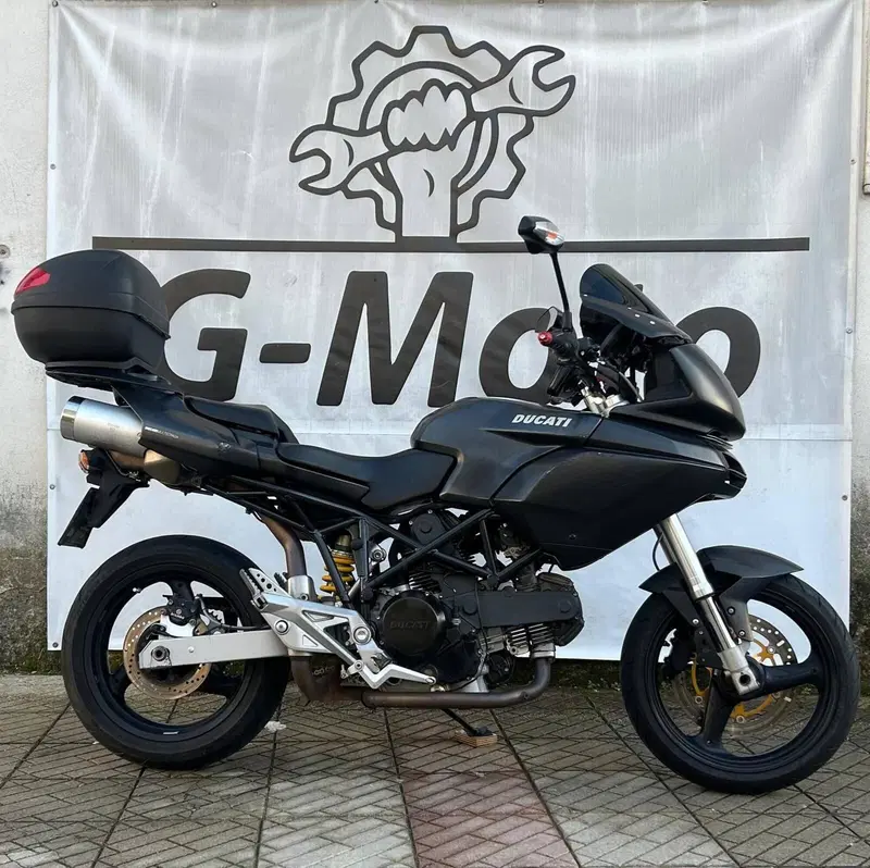 Ducati Monster 620 Dark (2003 - 06) (4)