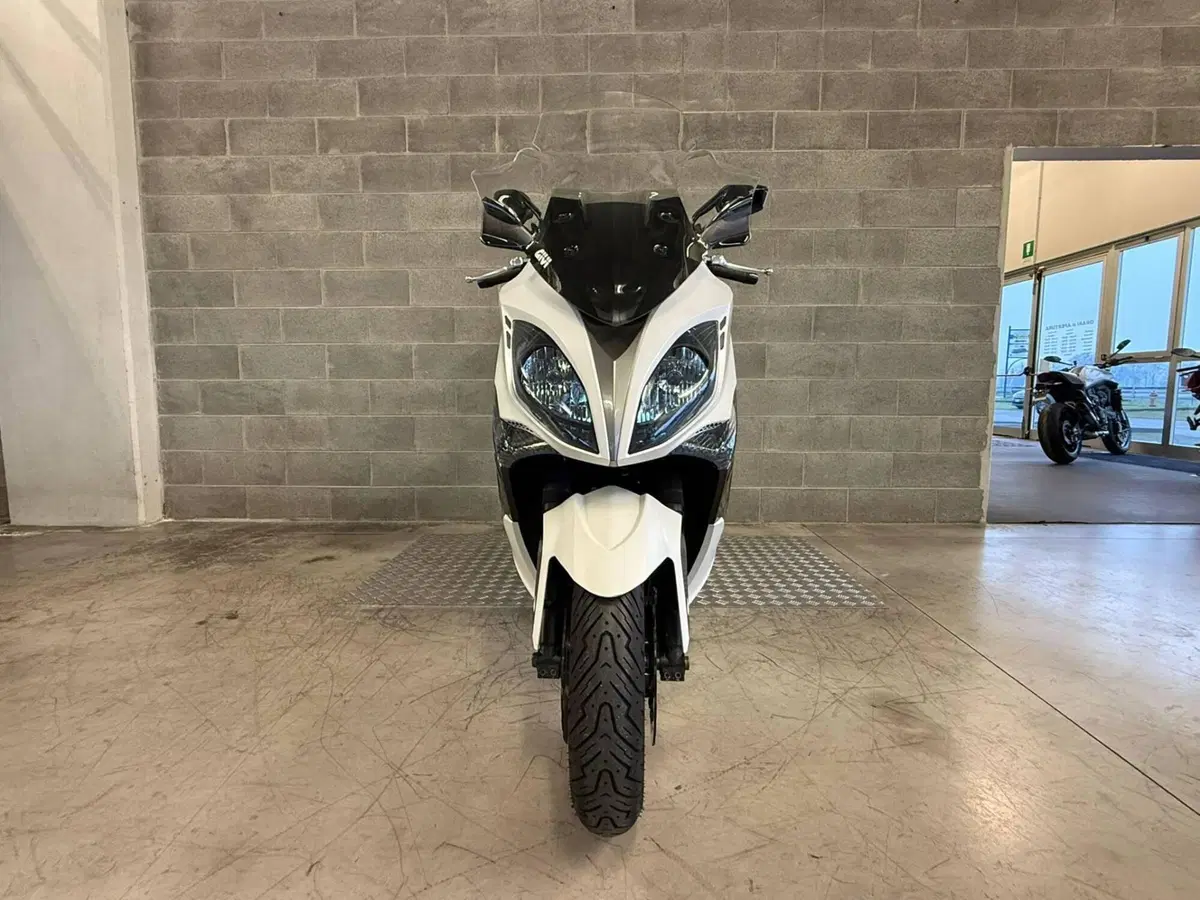 Kymco Xciting 400i ABS (2012 - 17) (3)