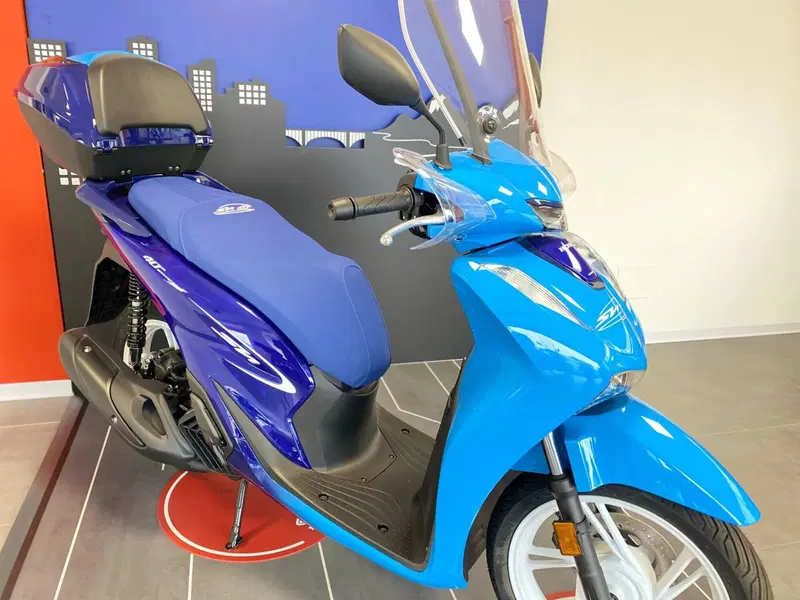 Honda SH 125i Sport (2024 - 25) (2)