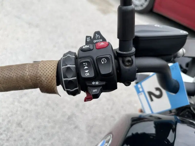 Bmw R 12 (2024 - 26) (6)