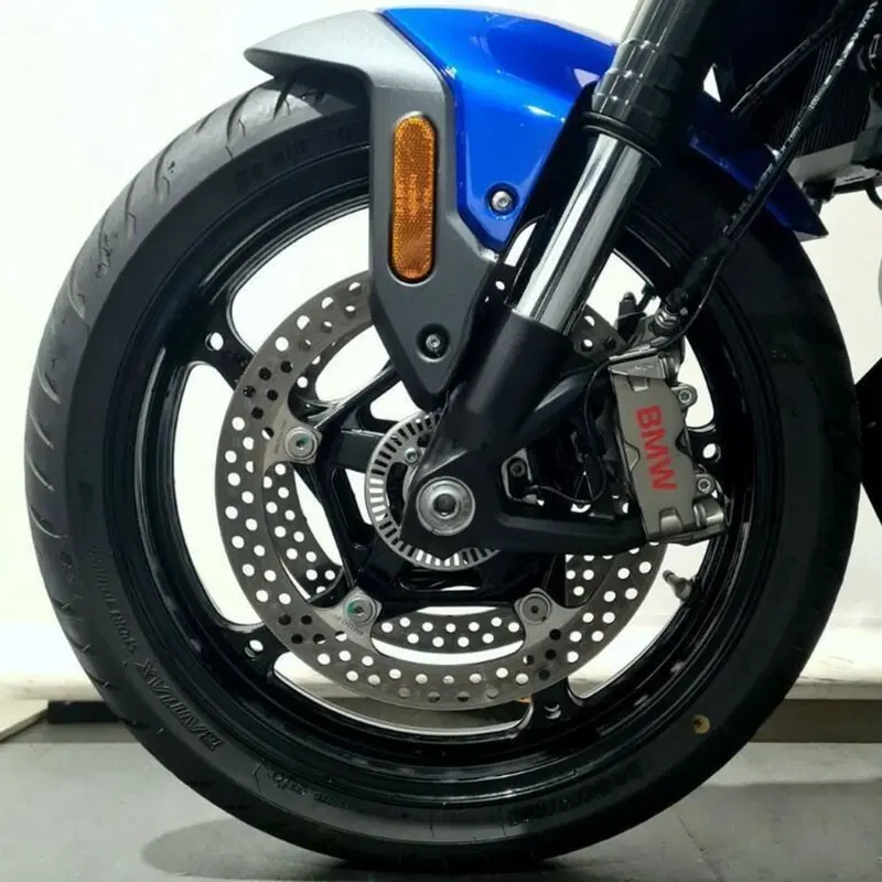 Bmw R 1300 R (2026) (7)