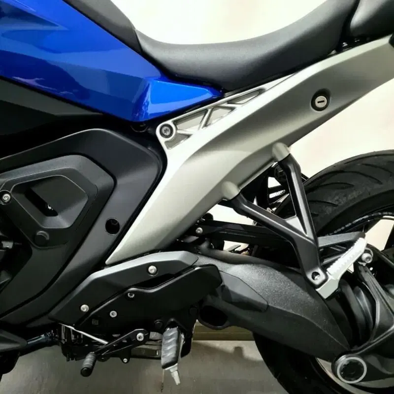 Bmw R 1300 R (2026) (11)
