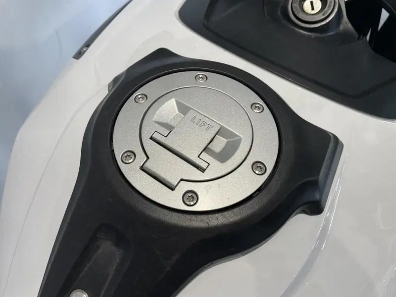 Bmw S 1000 XR (2015 - 16) (8)