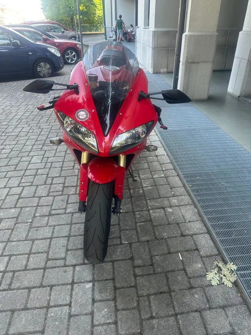 Yamaha YZF R1 (2002 - 03) (3)