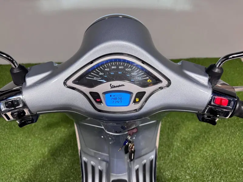 Vespa Primavera 125 (2021 - 23) (6)