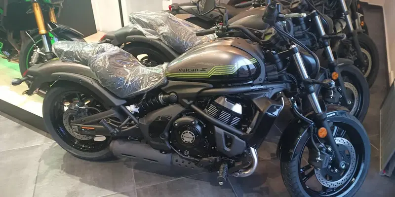 Kawasaki Vulcan S (2025 - 26) (3)
