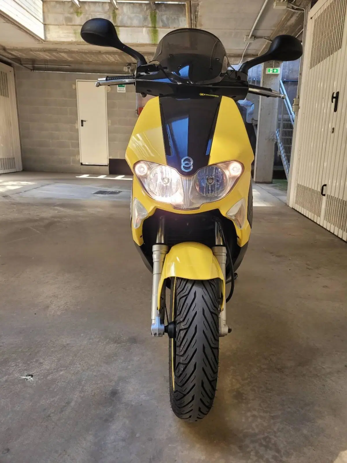 Gilera Runner 200 VXR (2002 - 05) (3)