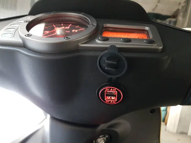 Gilera Runner 200 VXR (2002 - 05) (11)