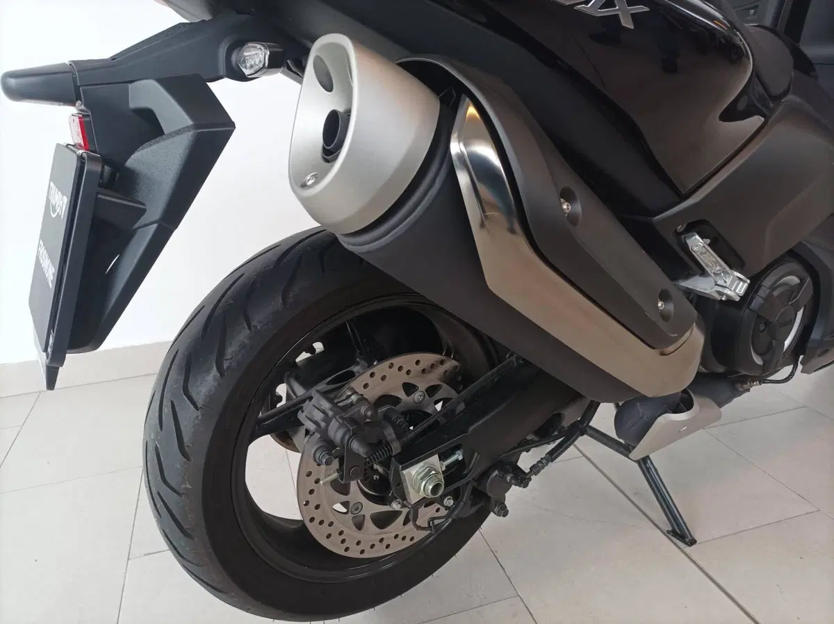 Yamaha T-Max 530 SX (2017 - 19) (8)