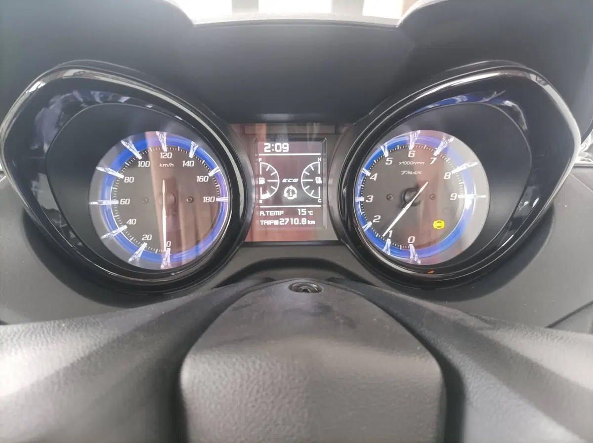 Yamaha T-Max 530 SX (2017 - 19) (14)