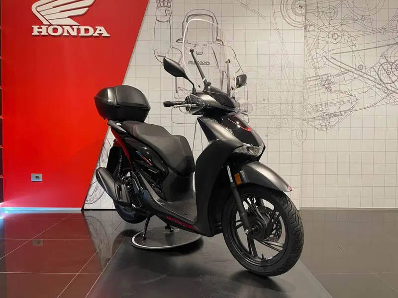 Honda SH 150 Sport (2026) (2)