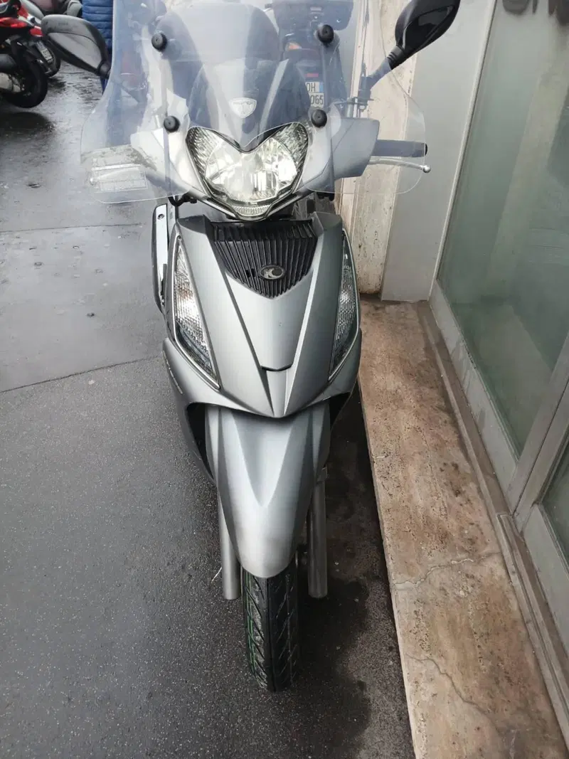 Kymco People 200i GT (2010 - 17) (5)