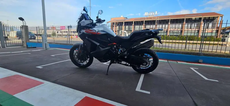KTM 1390 Super Adventure S EVO (2026) (3)