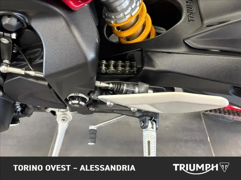 Triumph Street Triple 765 RX (2026) (7)