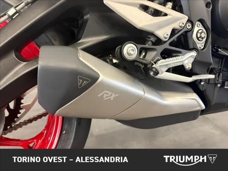 Triumph Street Triple 765 RX (2026) (11)