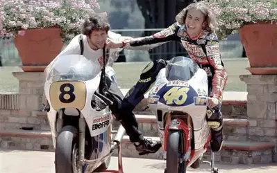 Valentino Rossi contro il padre Graziano: la battaglia legale per 200mila euro