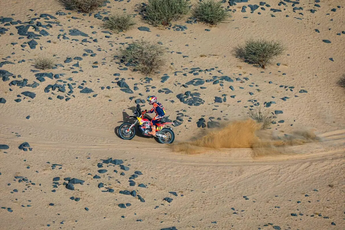 Dakar 2026. T12. Il sangue freddo di Brabec, Honda, e Al Attiyah, Dacia, la resistenza vana di Benavides, KTM, Roma e Ekstrom, Ford (20)