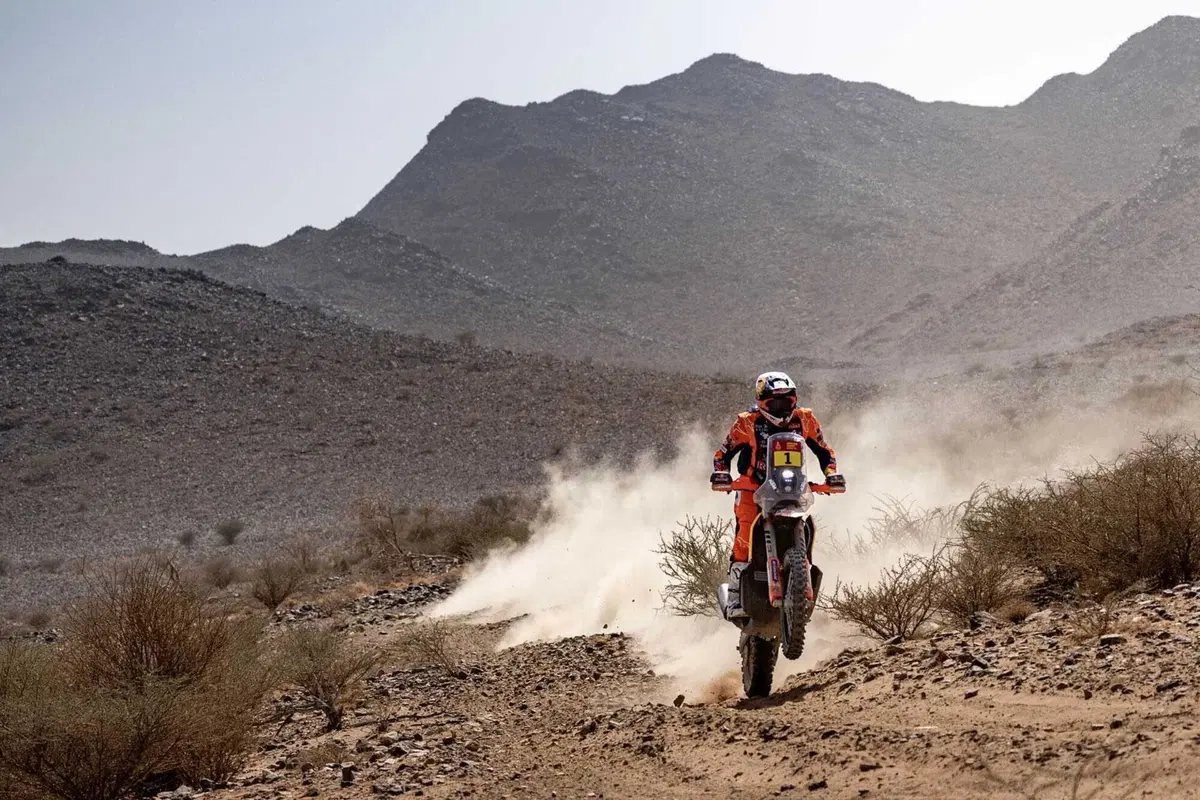 Dakar 2026. T12. Il sangue freddo di Brabec, Honda, e Al Attiyah, Dacia, la resistenza vana di Benavides, KTM, Roma e Ekstrom, Ford (29)