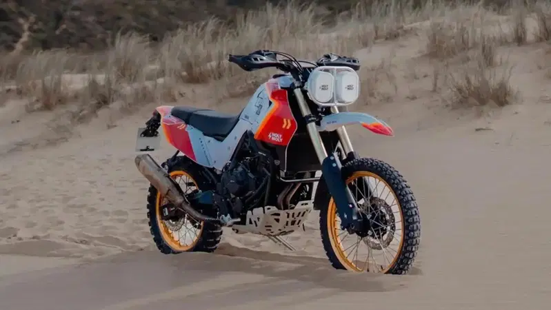 Holy Moly T7 Baja: la T&eacute;n&eacute;r&eacute; 700 riscopre il fascino della gara pi&ugrave; pazza del Messico 