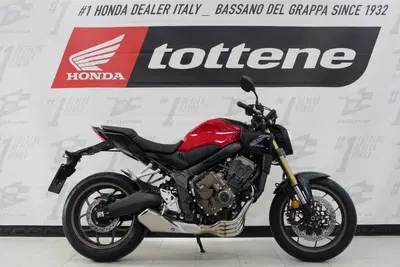 Honda CB 650 R E-Clutch (2024 - 26) nuova