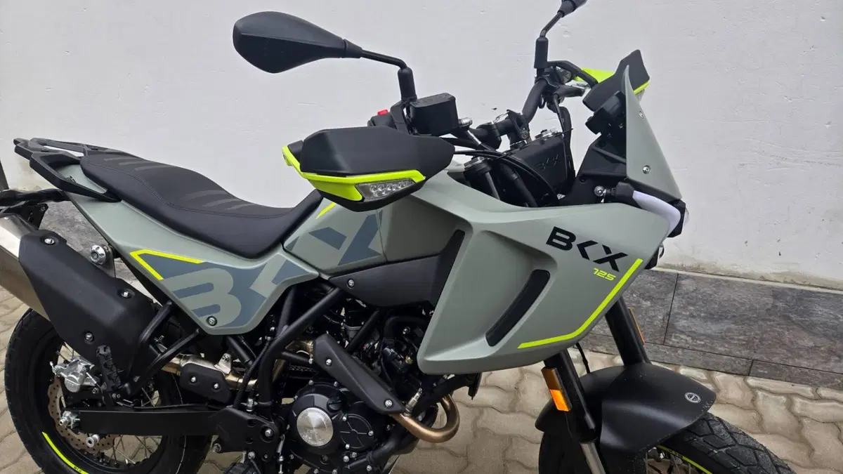 Benelli BKX 125 (2026) (2)