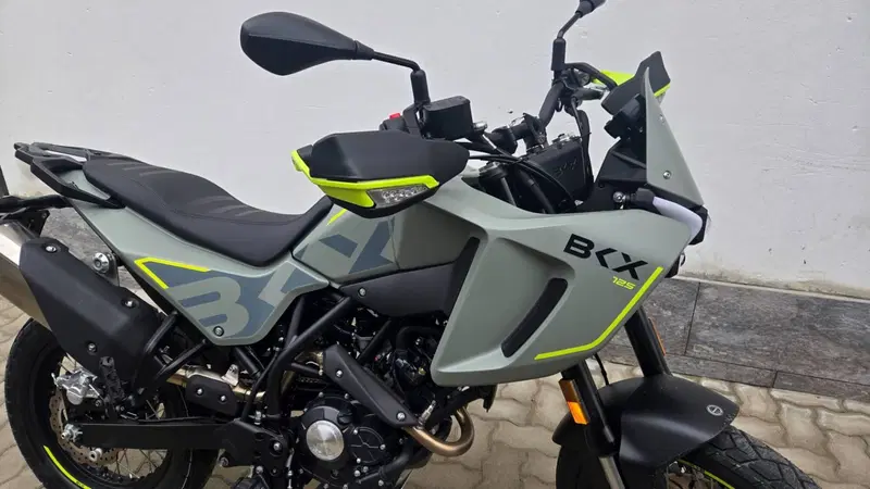 Benelli BKX 125 (2026) (2)