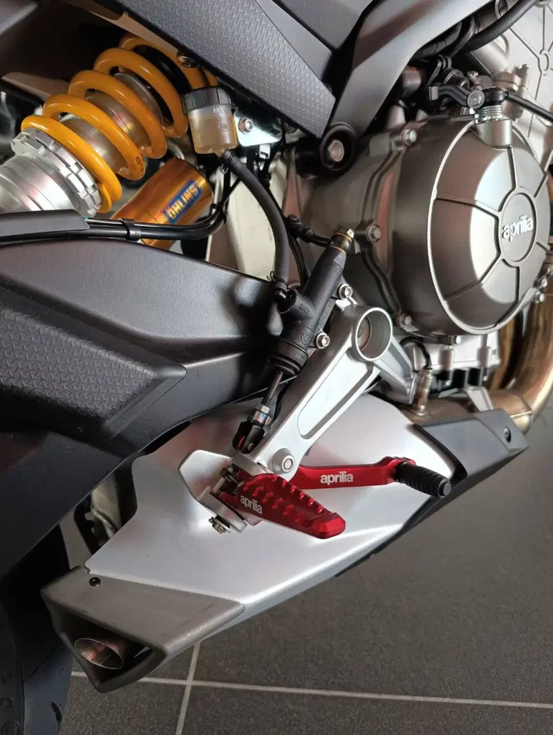 Aprilia Tuono 660 Factory (2025 - 26) (4)