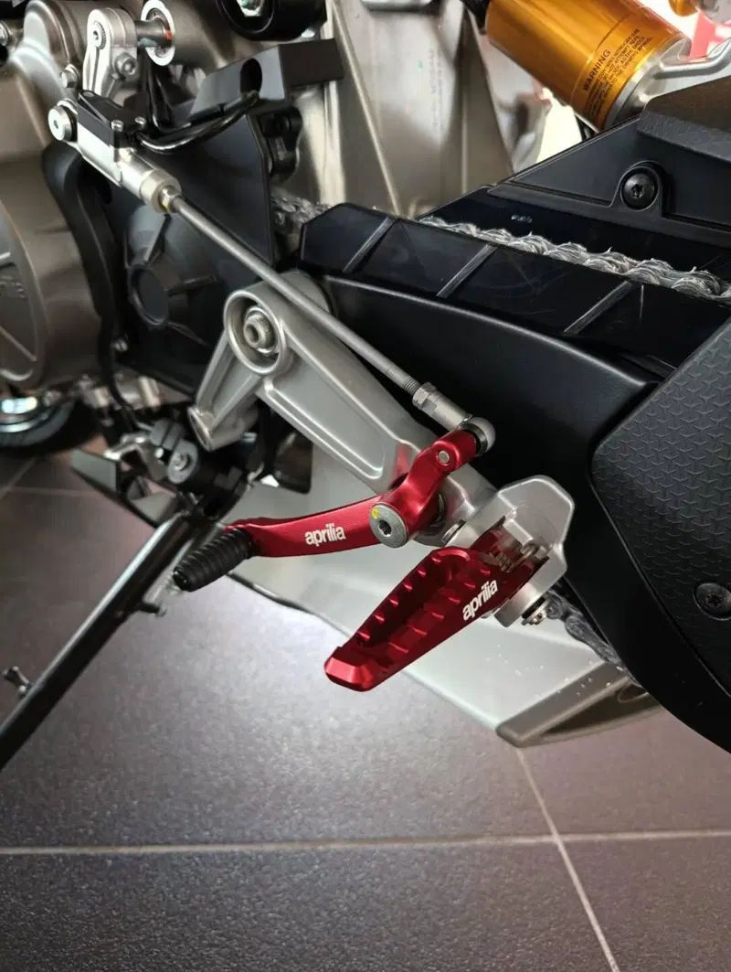 Aprilia Tuono 660 Factory (2025 - 26) (5)