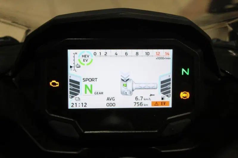 Kawasaki Ninja 7 Hybrid (2024 - 26) (4)