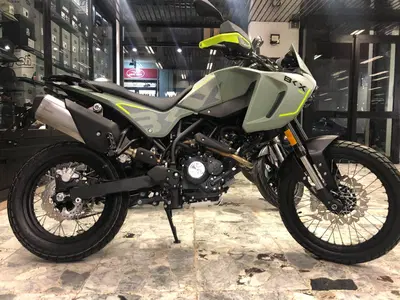 Benelli BKX 125 (2026) nuova