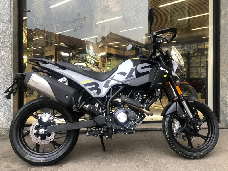 Benelli BKX 125 S (2026) (2)