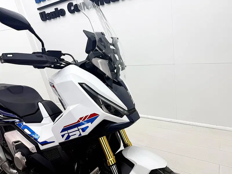 Honda X-ADV 750 Special Edition (2026) (10)