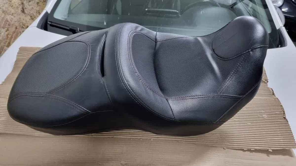 SELLA RISCALDATA ORIGINALE HARLEY DAVIDSON CVO Harley-Davidson (2)