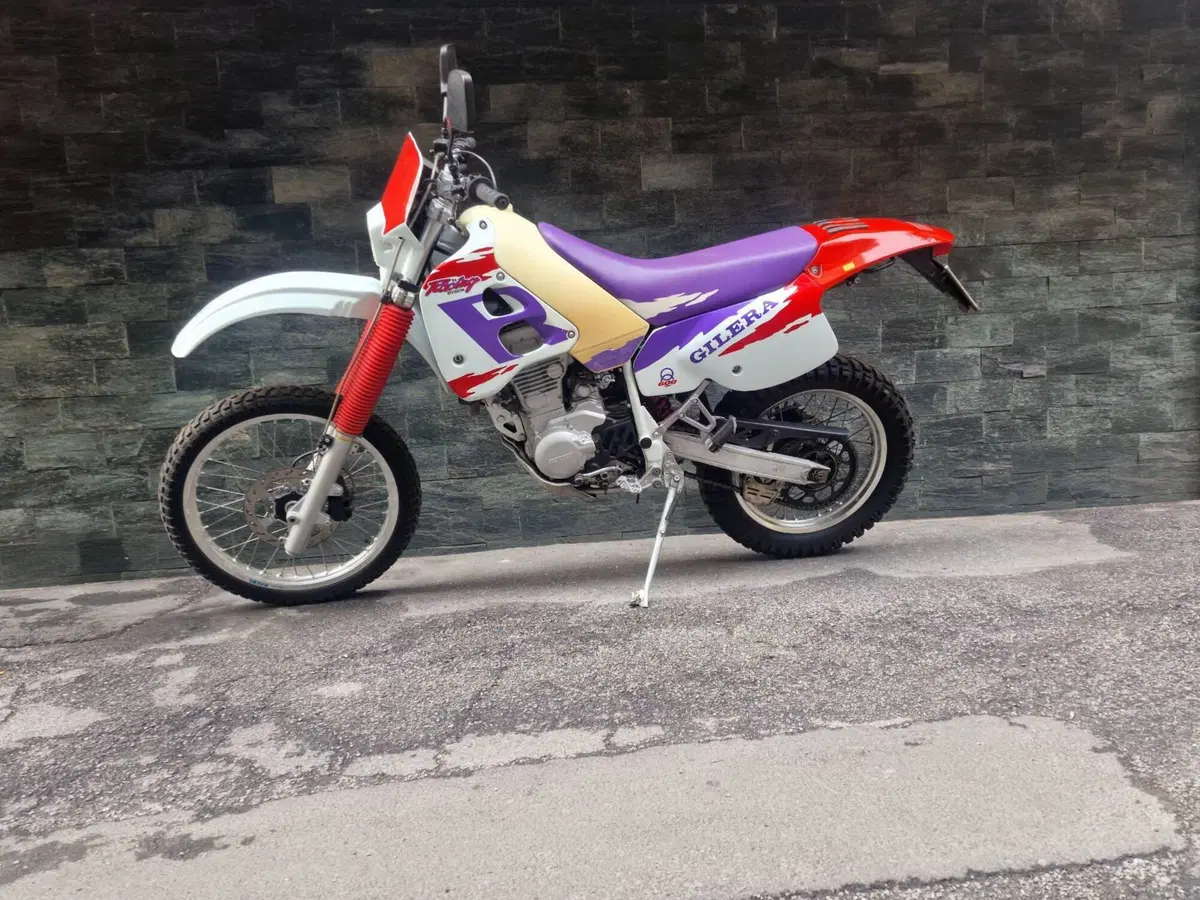 Gilera RC 600 R (2)