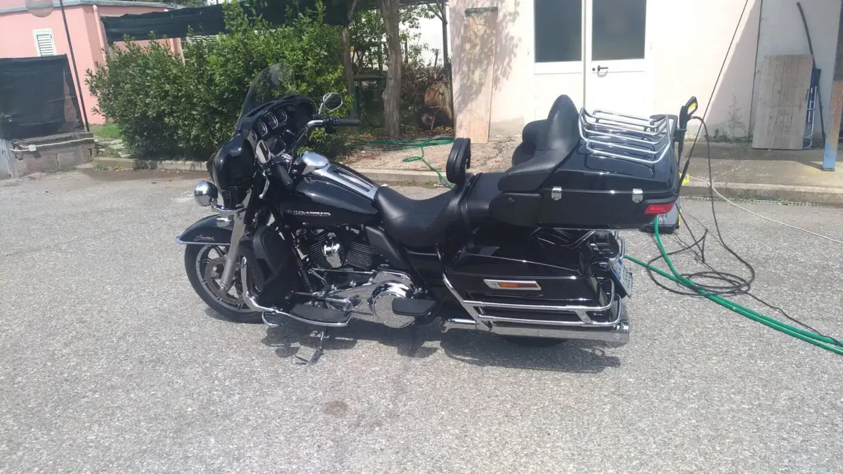Harley-Davidson 107 Electra Glide Ultra Limited (2017 - 18) - FLHTK (3)