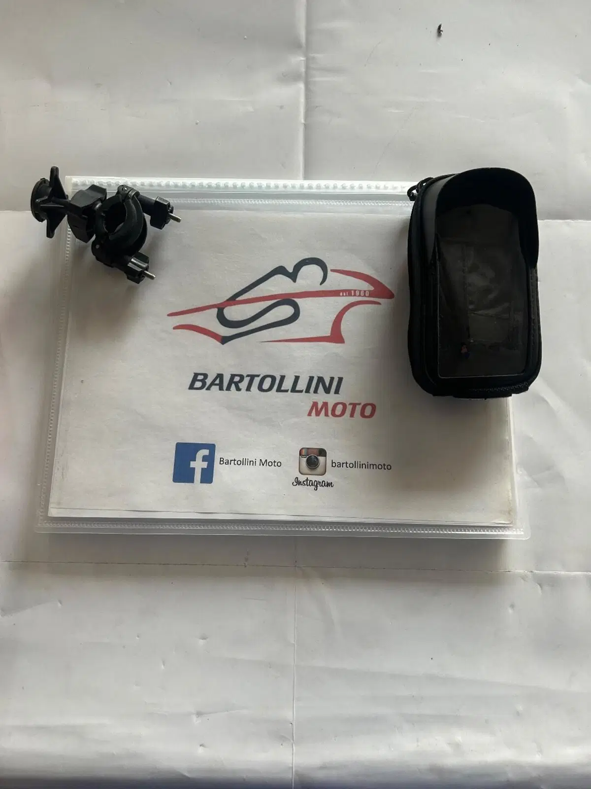 Porta telefono da manubrio per Iphone 5 e Samsung kappa (2)