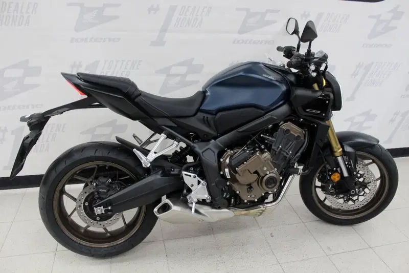 Honda CB 650 R E-Clutch (2024 - 26) (2)
